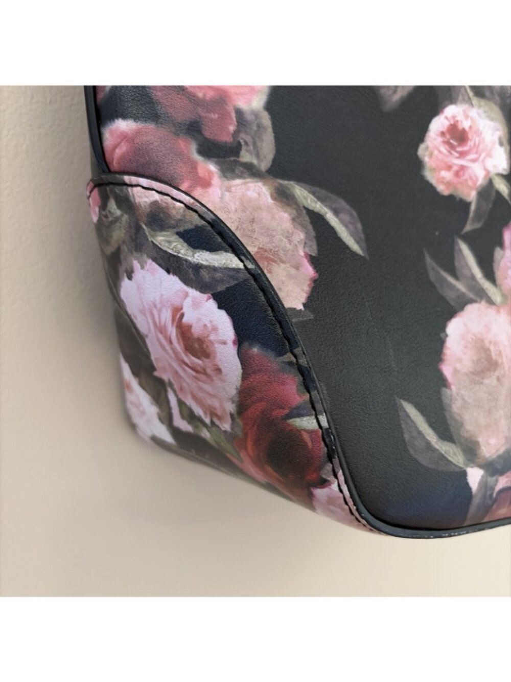 VTG Nine West Large Floral Tote Reana Floral Cabbage Rose Coated Canvas Lock - Picture 4 of 14